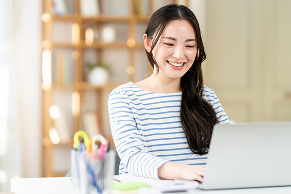 Webマニュアルの利用シーン・活用例（イメージ）
